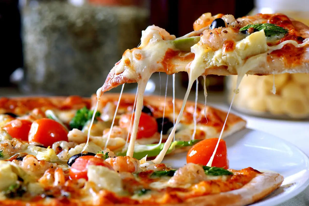 Nobel Pizzeria & Grill
