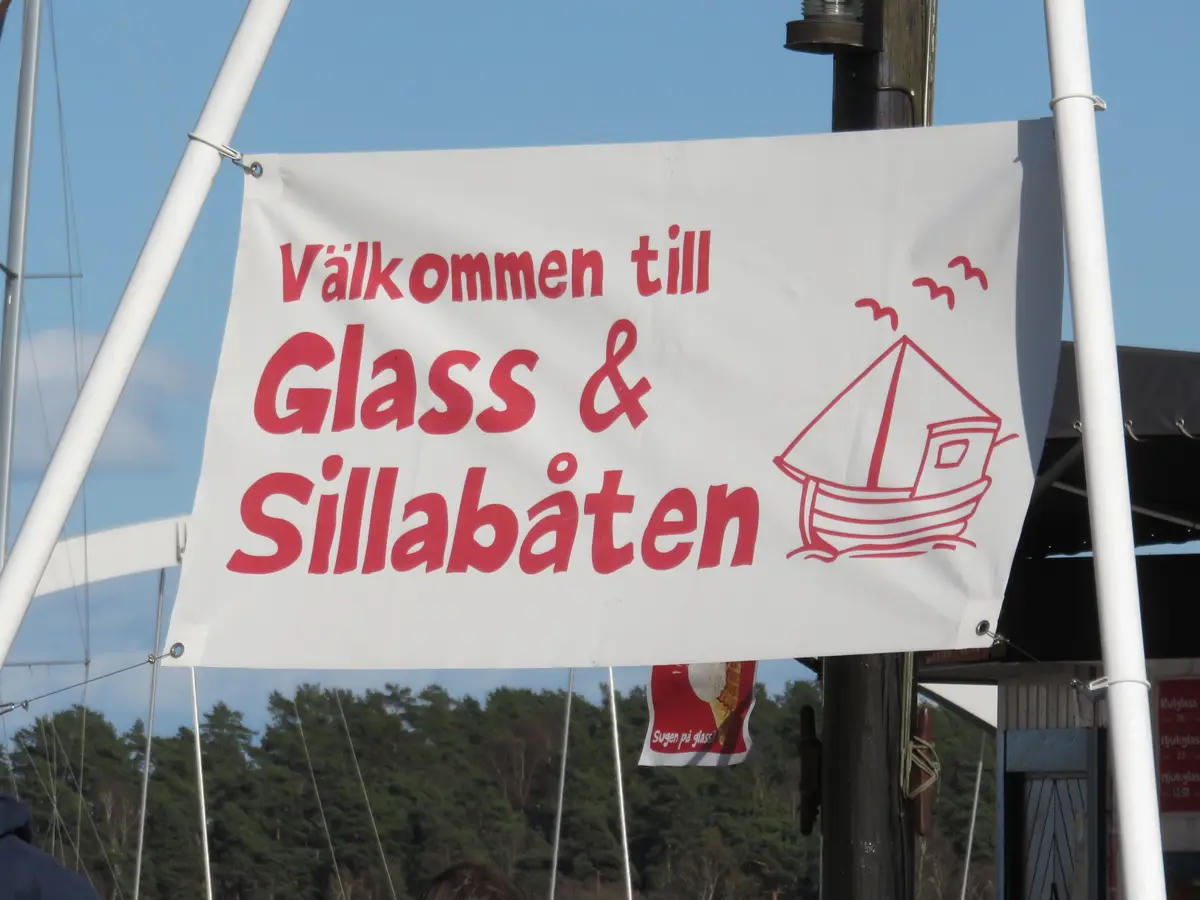 Glass- & Sillabåten