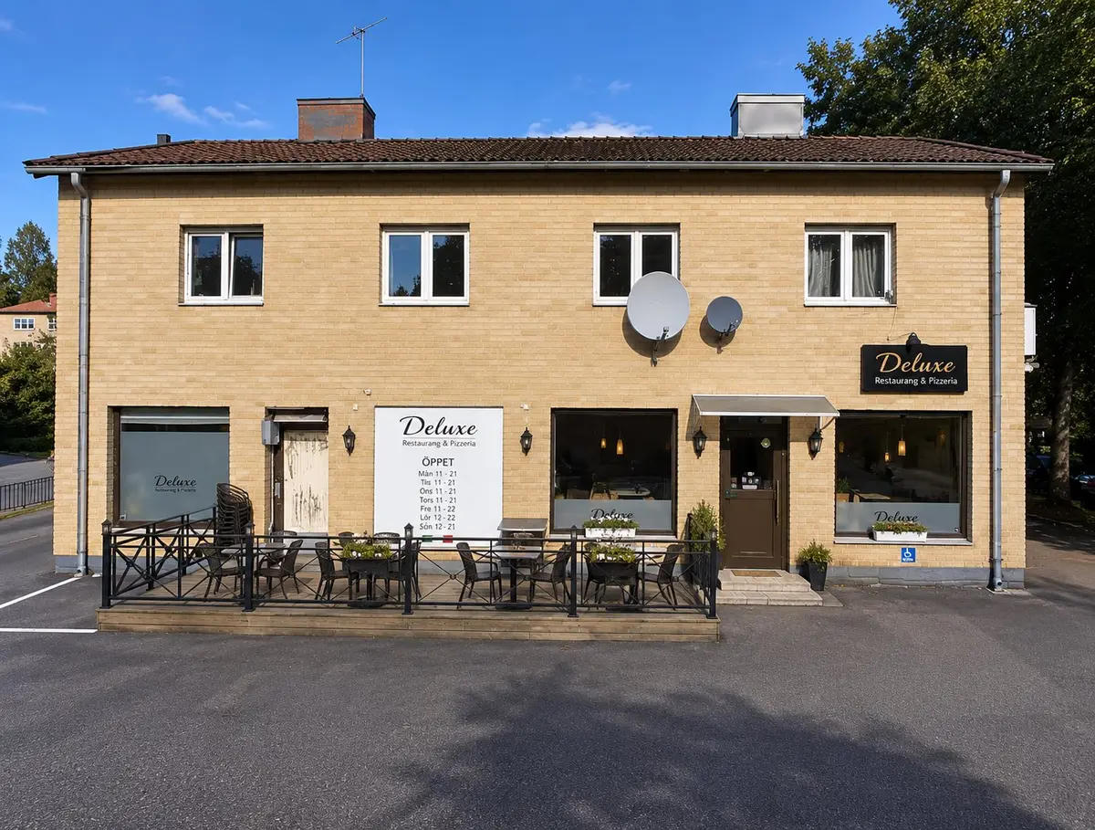 De Luxe Pizzeria & Restaurang