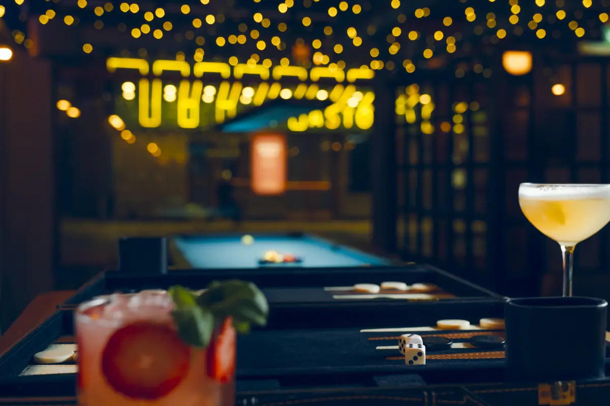 Tilt Bar
